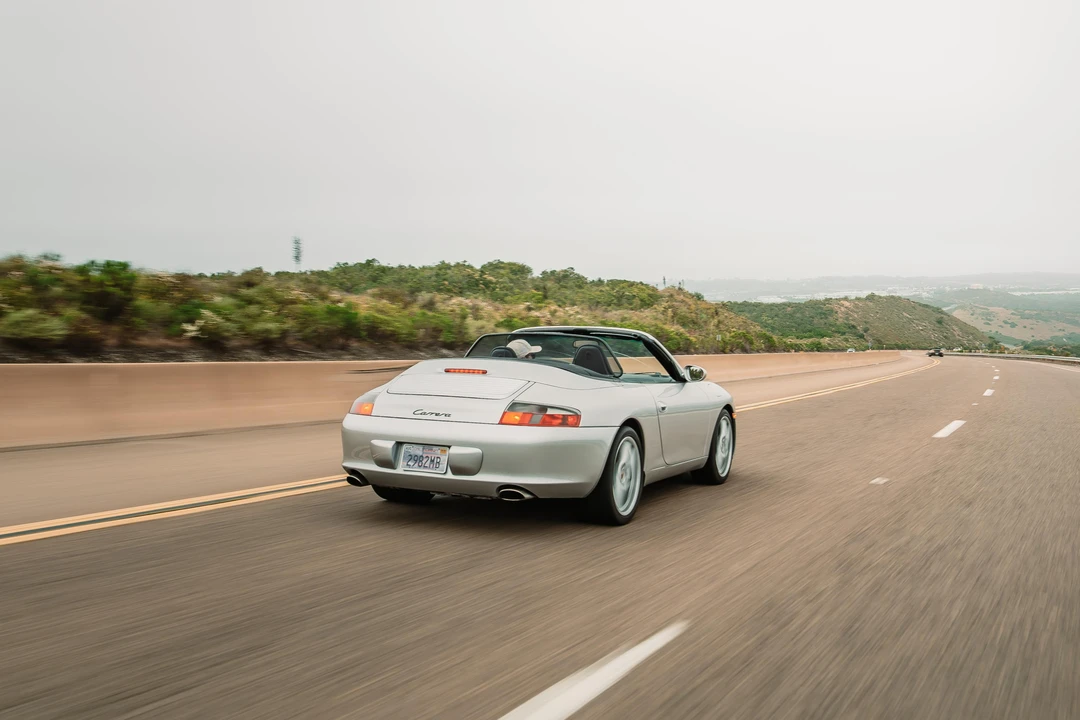 2002 Porsche 996 Carrera - Image 20 of 31