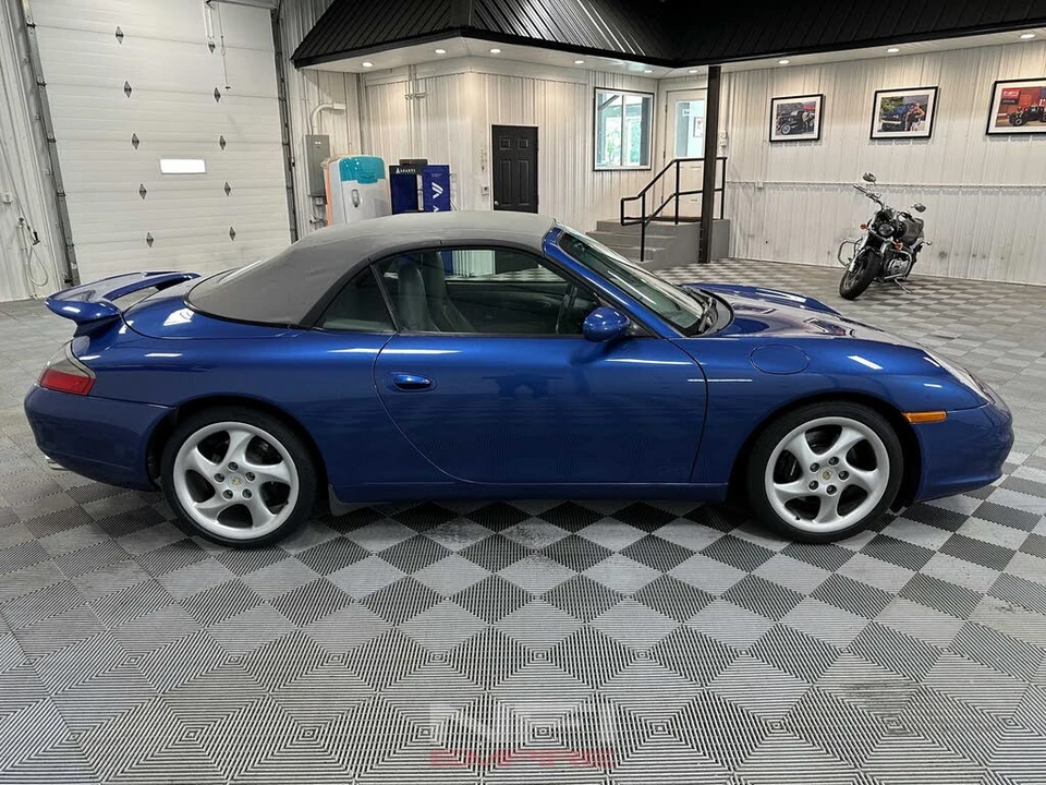 2002 Porsche 996 Carrera - Image 13 of 31