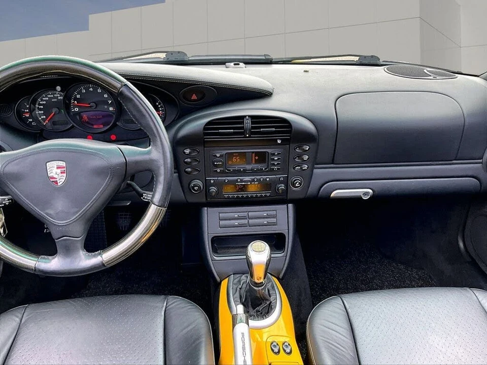 2002 Porsche 996 Carrera - Image 16 of 26