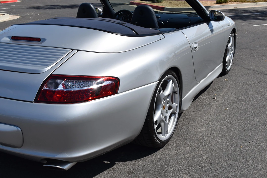 2002 Porsche 996 Carrera - Image 25 of 31