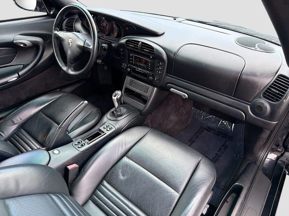 2002 Porsche 996 Carrera - Image 11 of 31
