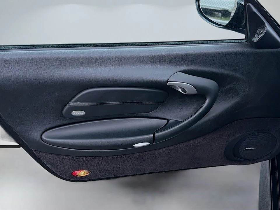 2002 Porsche 996 Carrera - Image 17 of 31
