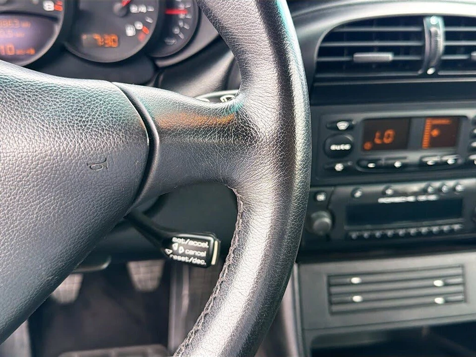2002 Porsche 996 Carrera - Image 30 of 31