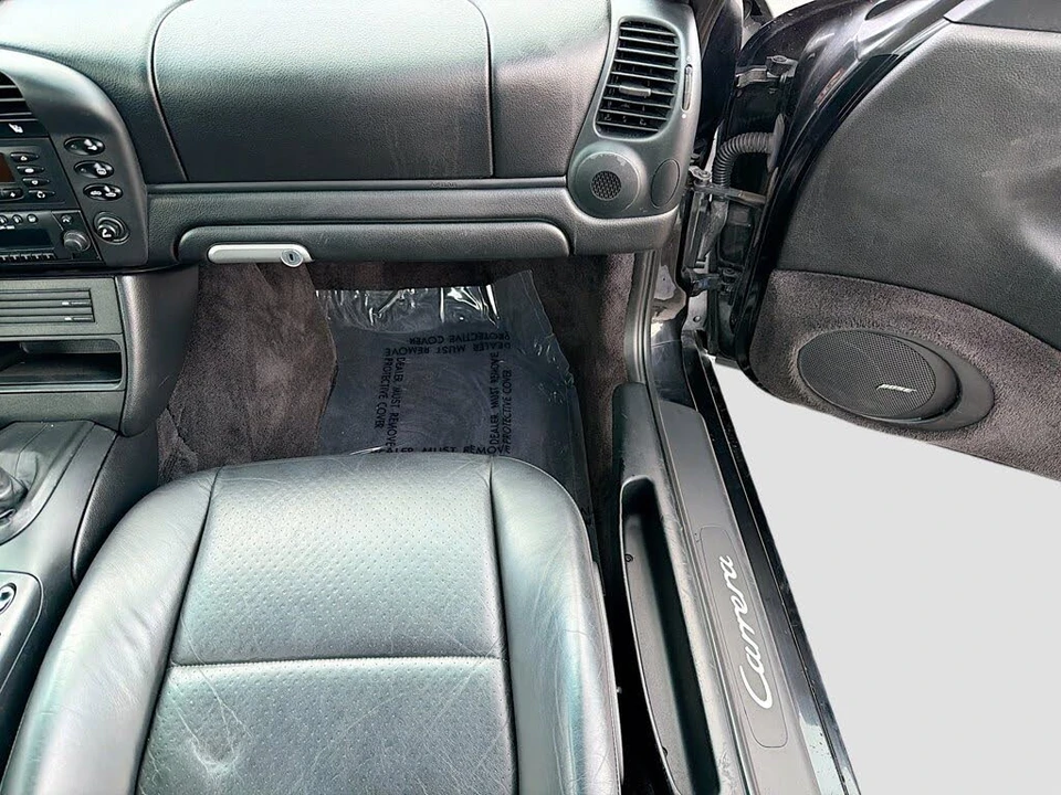 2002 Porsche 996 Carrera - Image 15 of 31