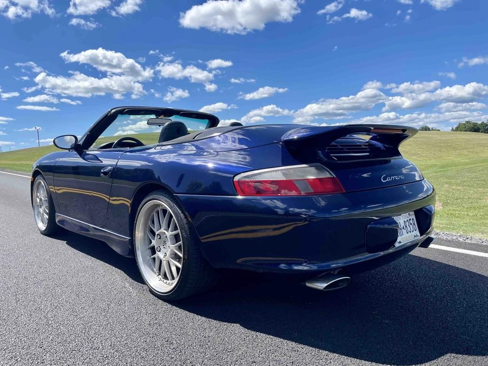 2002 Porsche 996 Carrera - Image 9 of 31