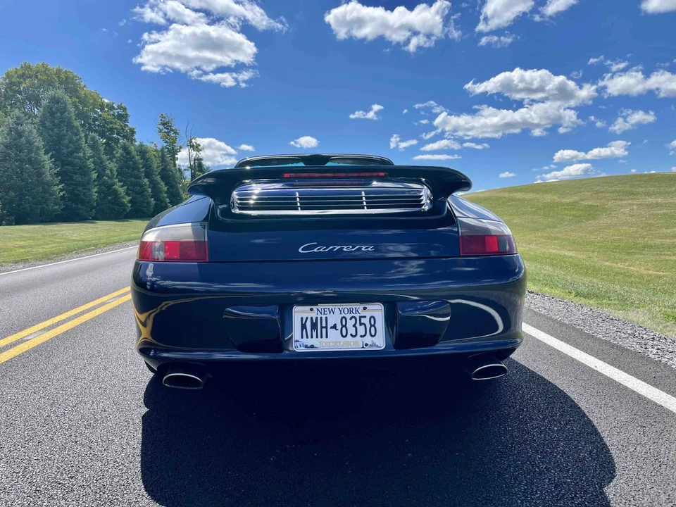 2002 Porsche 996 Carrera - Image 11 of 31