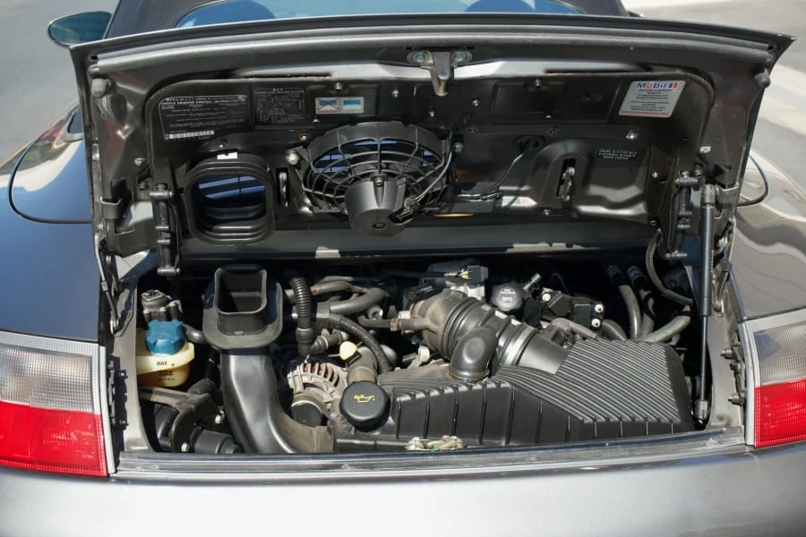 2002 Porsche 996 Carrera - Image 16 of 17