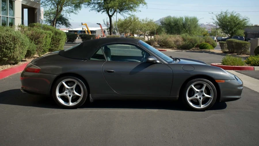 2002 Porsche 996 Carrera - Image 10 of 17