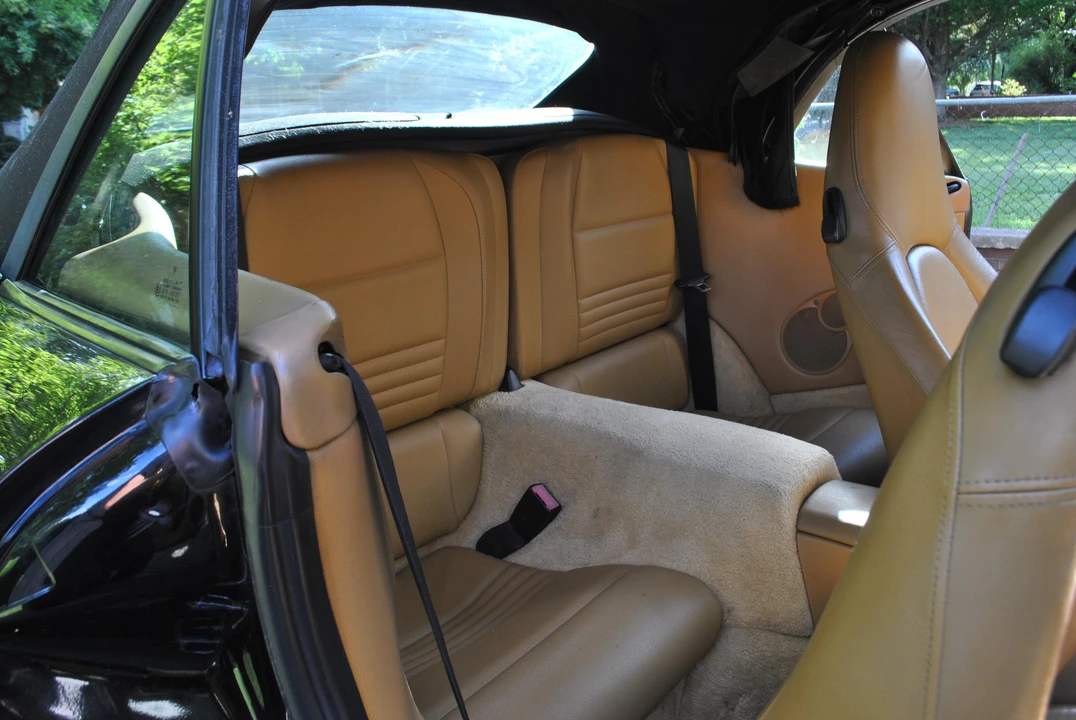 2002 Porsche 996 Carrera - Image 26 of 31