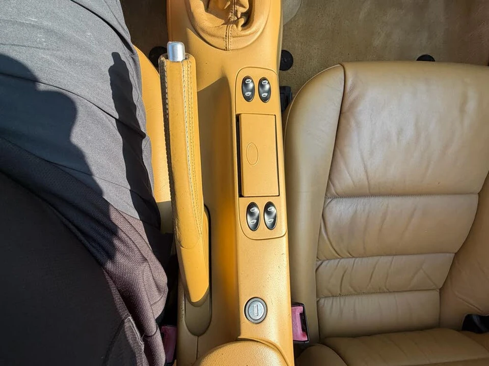 2002 Porsche 996 Carrera - Image 24 of 31