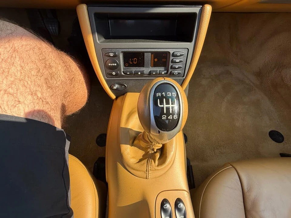 2002 Porsche 996 Carrera - Image 23 of 31