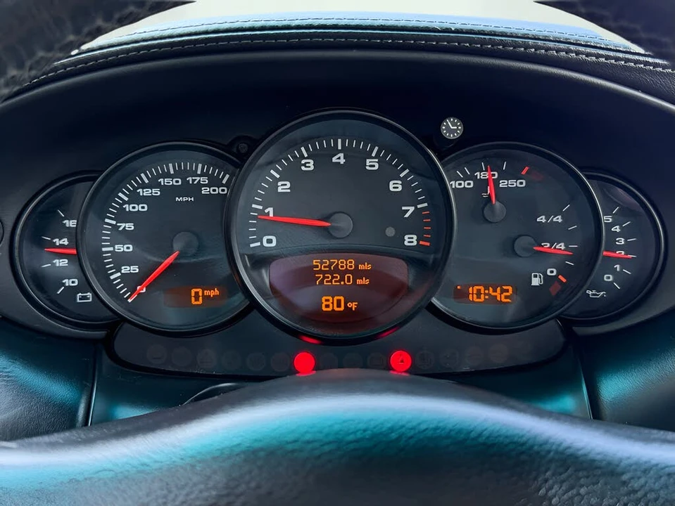 2002 Porsche 996 Carrera - Image 30 of 31