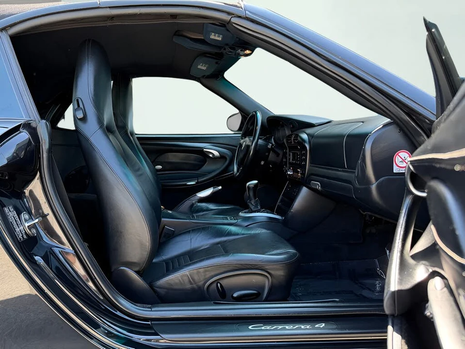 2002 Porsche 996 Carrera - Image 23 of 31