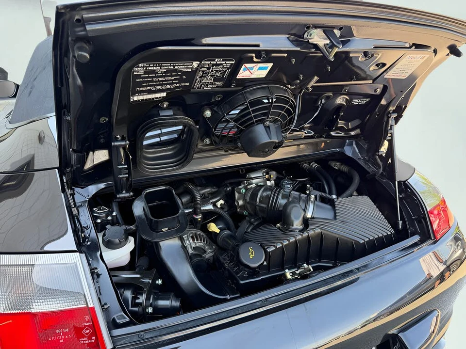2002 Porsche 996 Carrera - Image 20 of 31
