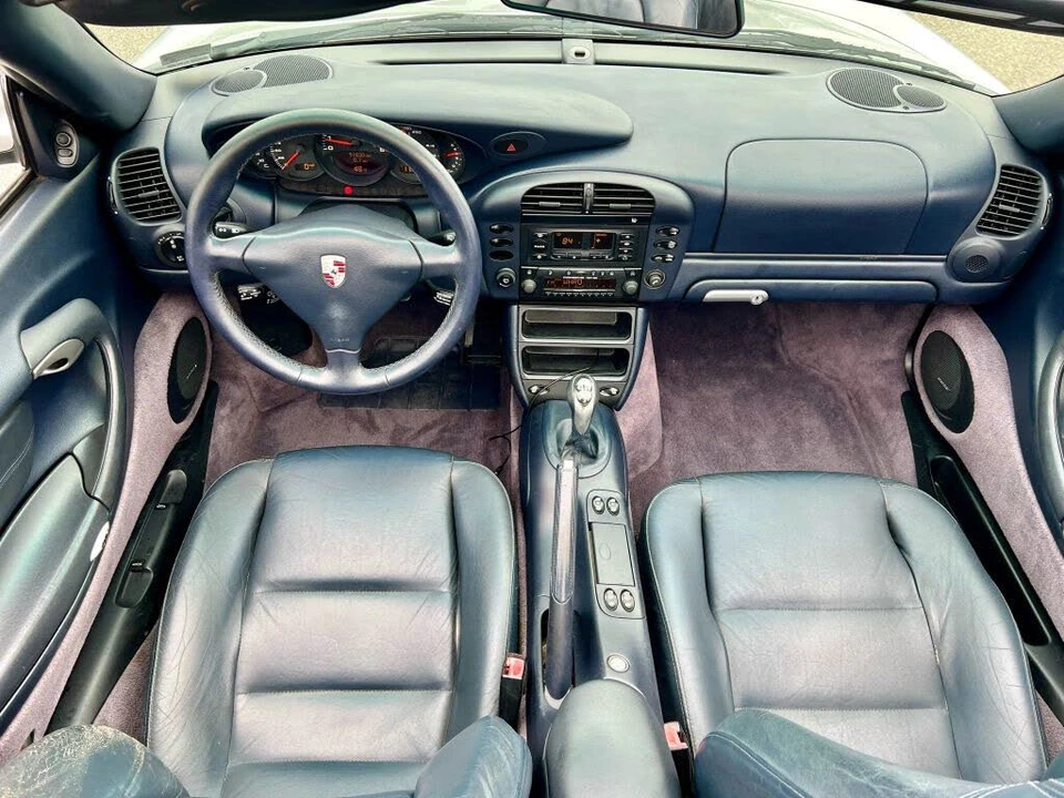 2002 Porsche 996 Carrera - Image 17 of 31