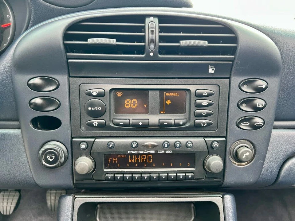 2002 Porsche 996 Carrera - Image 25 of 31