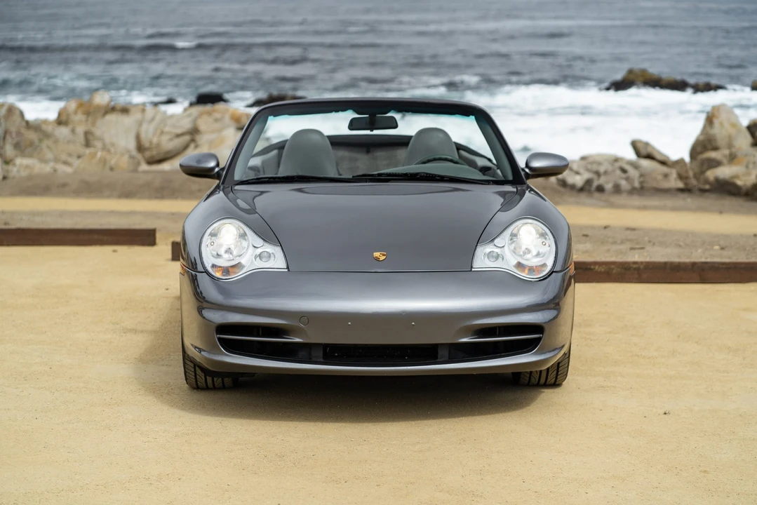 2002 Porsche 996 Carrera - Image 10 of 31