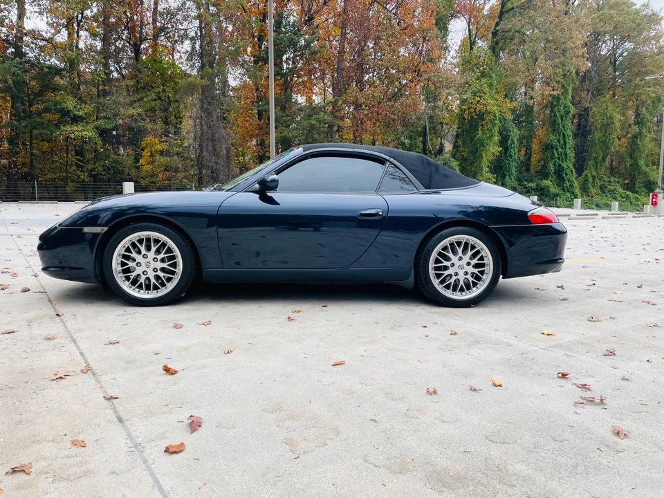 2002 Porsche 996 Carrera - Image 27 of 31