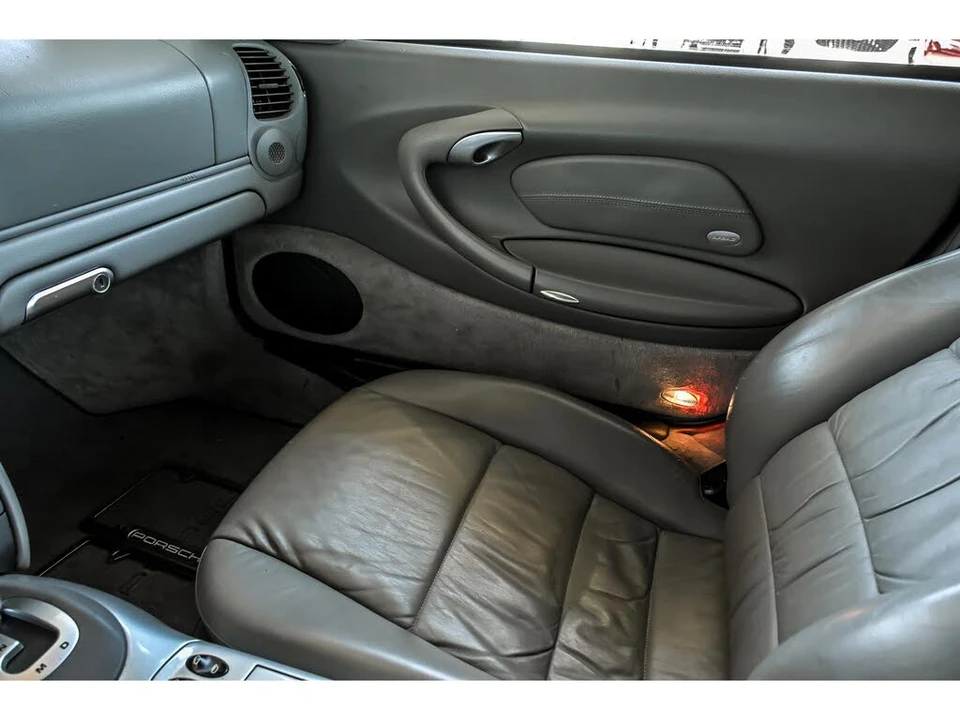 2002 Porsche 996 Carrera - Image 21 of 30
