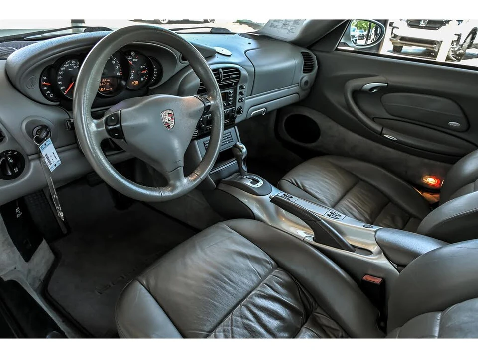 2002 Porsche 996 Carrera - Image 11 of 30