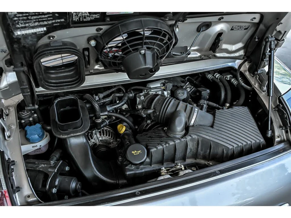 2002 Porsche 996 Carrera - Image 9 of 30