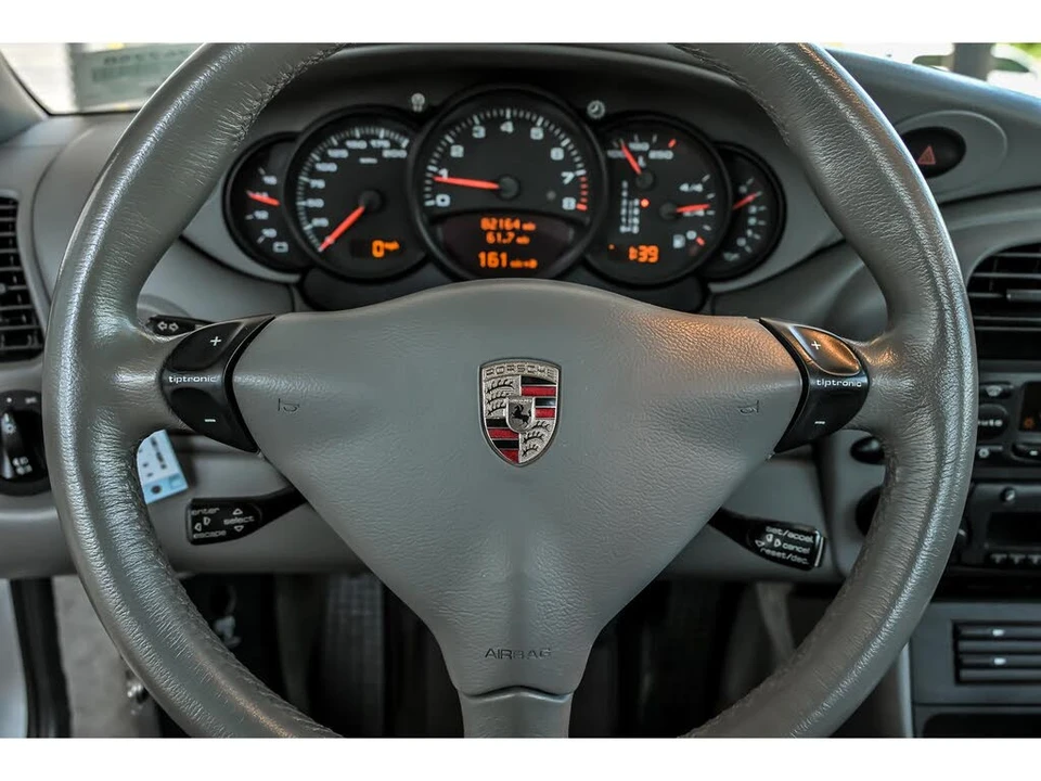 2002 Porsche 996 Carrera - Image 17 of 30