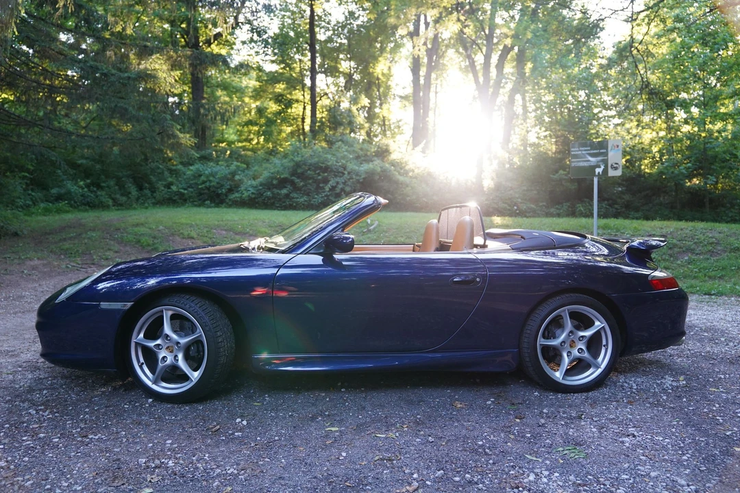 2002 Porsche 996 Carrera - Image 2 of 31