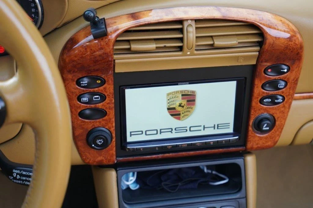 2002 Porsche 996 Carrera - Image 13 of 31