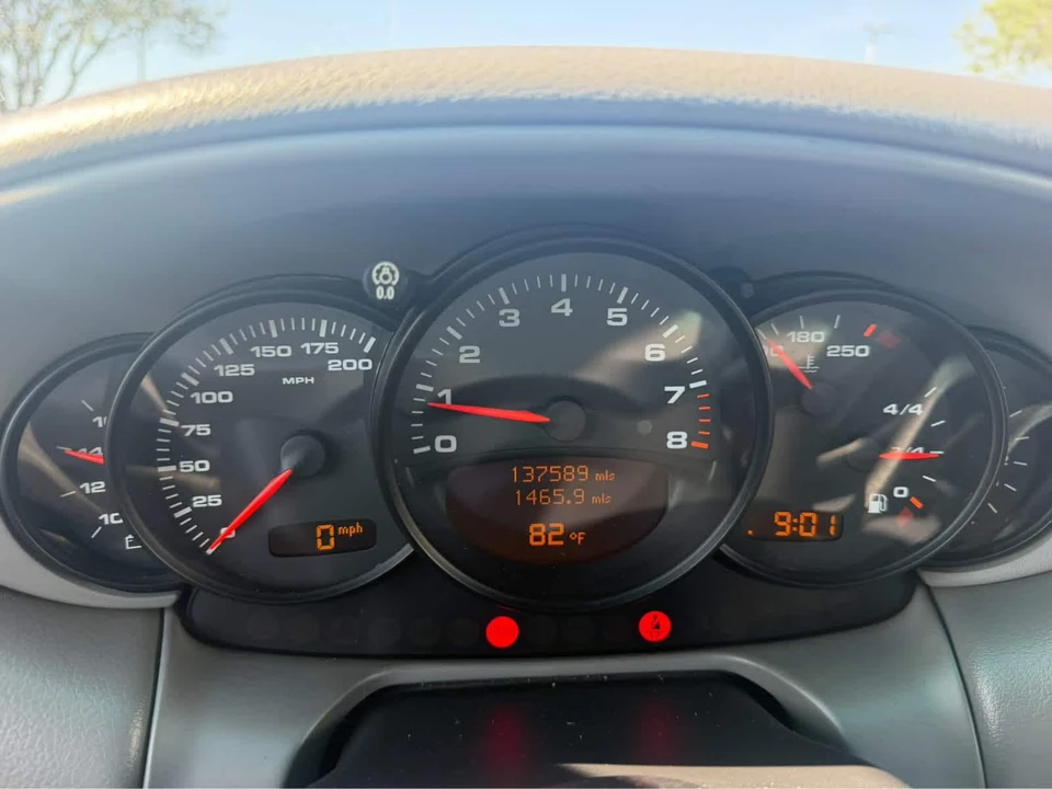 2002 Porsche 996 Carrera - Image 11 of 17