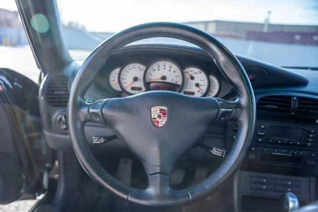 2002 Porsche 996 Carrera - Image 15 of 18