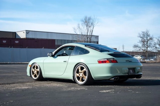 2002 Porsche 996 Carrera - Image 11 of 18