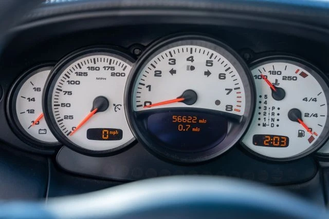 2002 Porsche 996 Carrera - Image 16 of 18