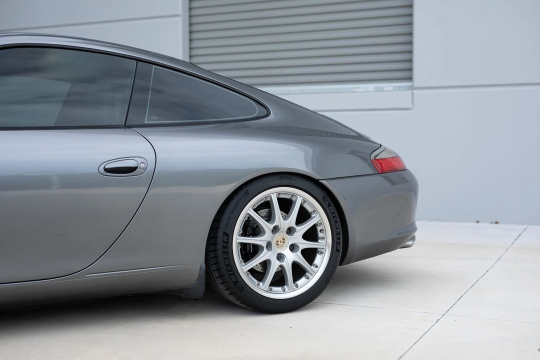2002 Porsche 996 Carrera - Image 26 of 31