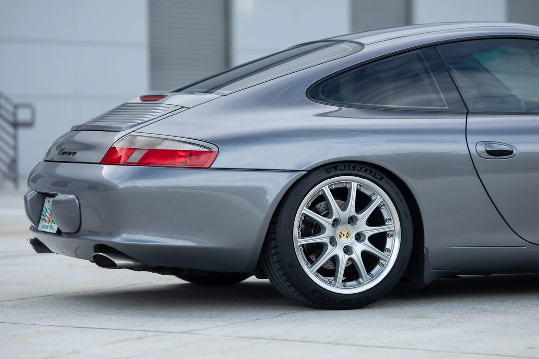 2002 Porsche 996 Carrera - Image 19 of 31