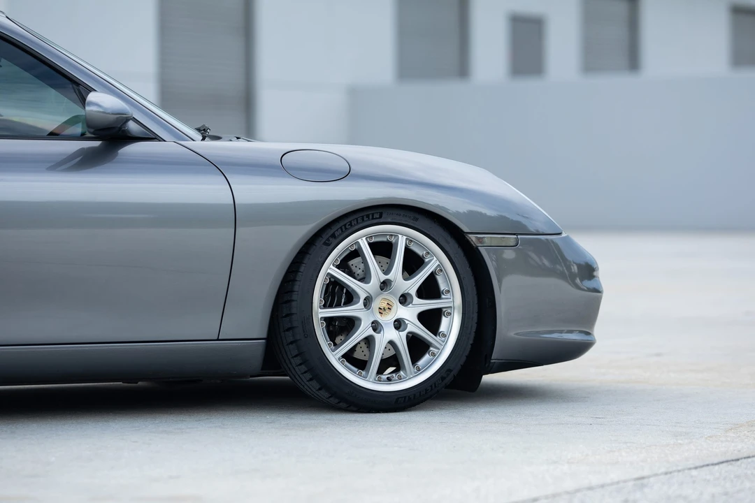 2002 Porsche 996 Carrera - Image 17 of 31