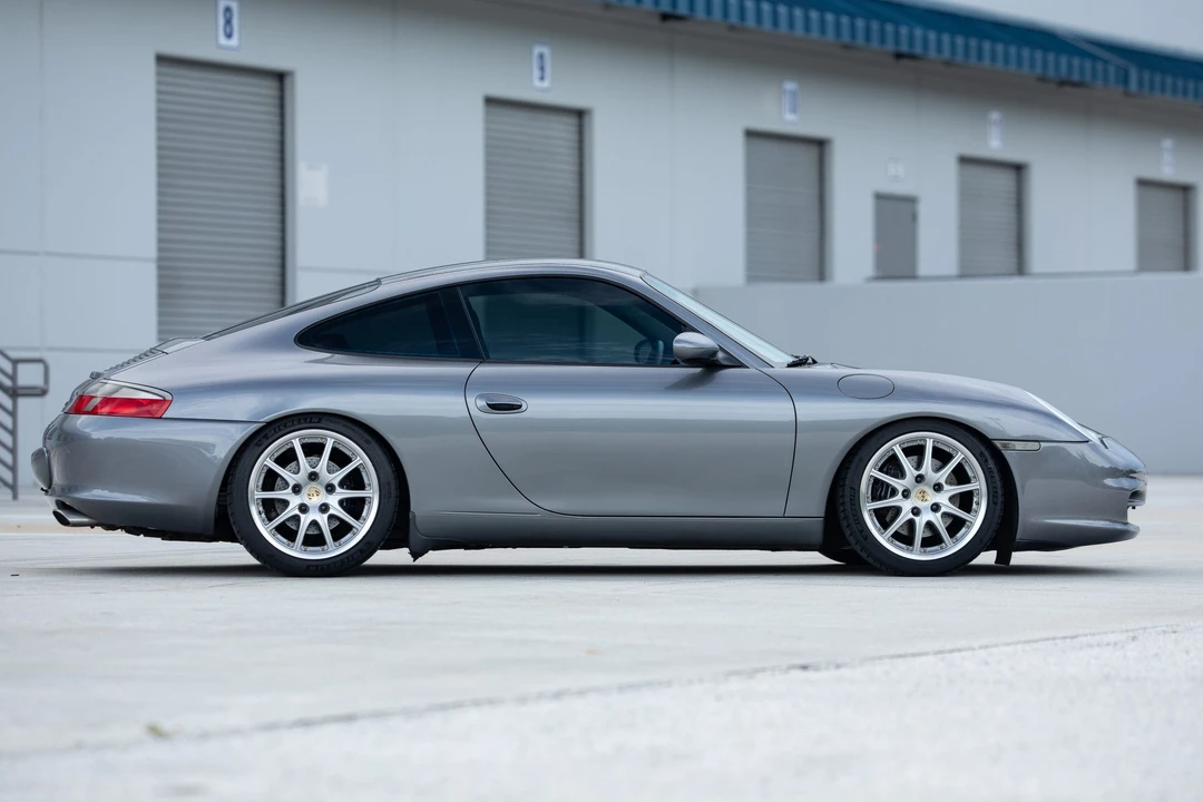 2002 Porsche 996 Carrera - Image 6 of 31