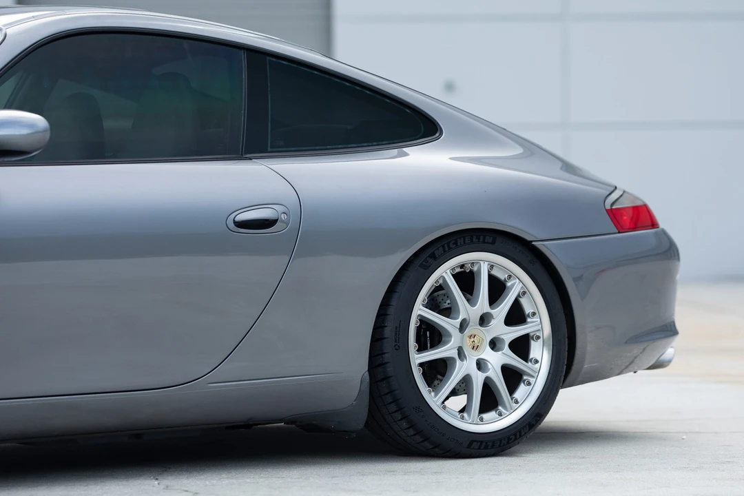 2002 Porsche 996 Carrera - Image 25 of 31