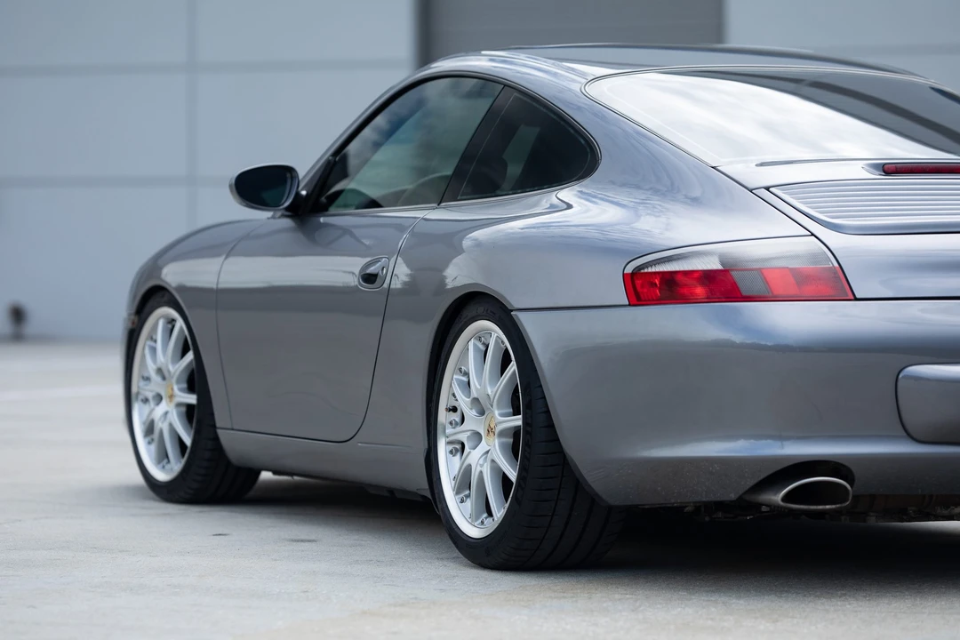 2002 Porsche 996 Carrera - Image 24 of 31