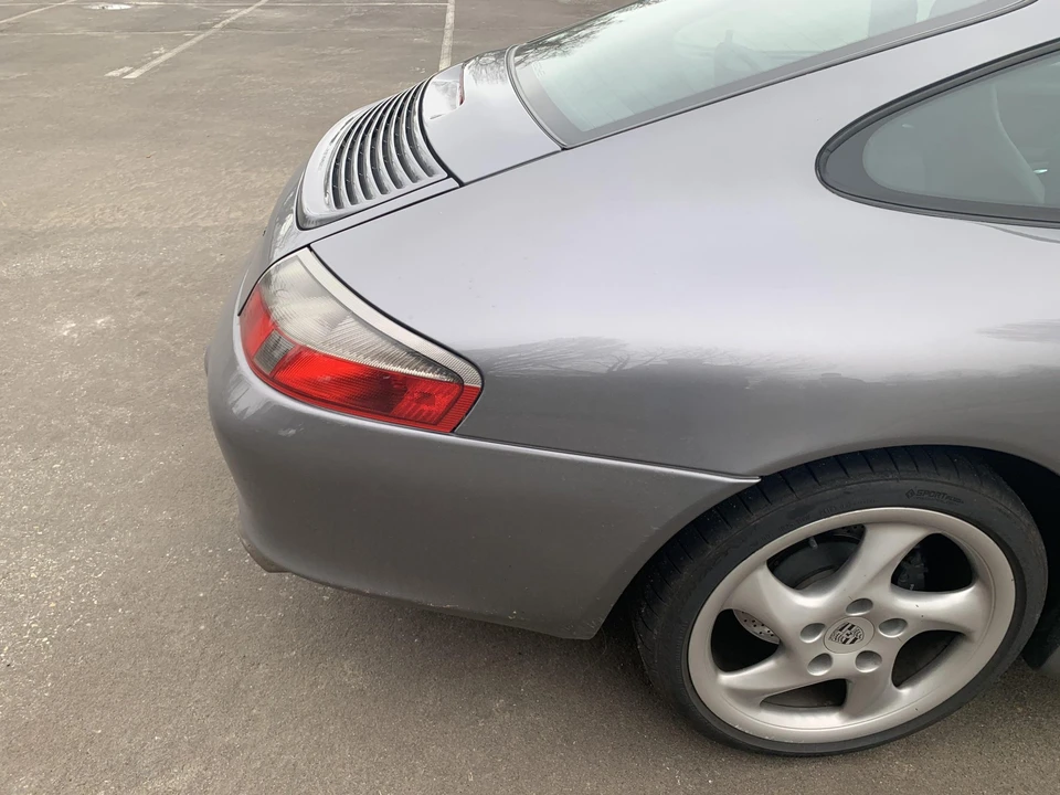 2002 Porsche 996 Carrera - Image 29 of 31