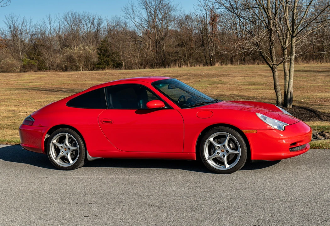 2002 Porsche 996 Carrera - Image 17 of 31