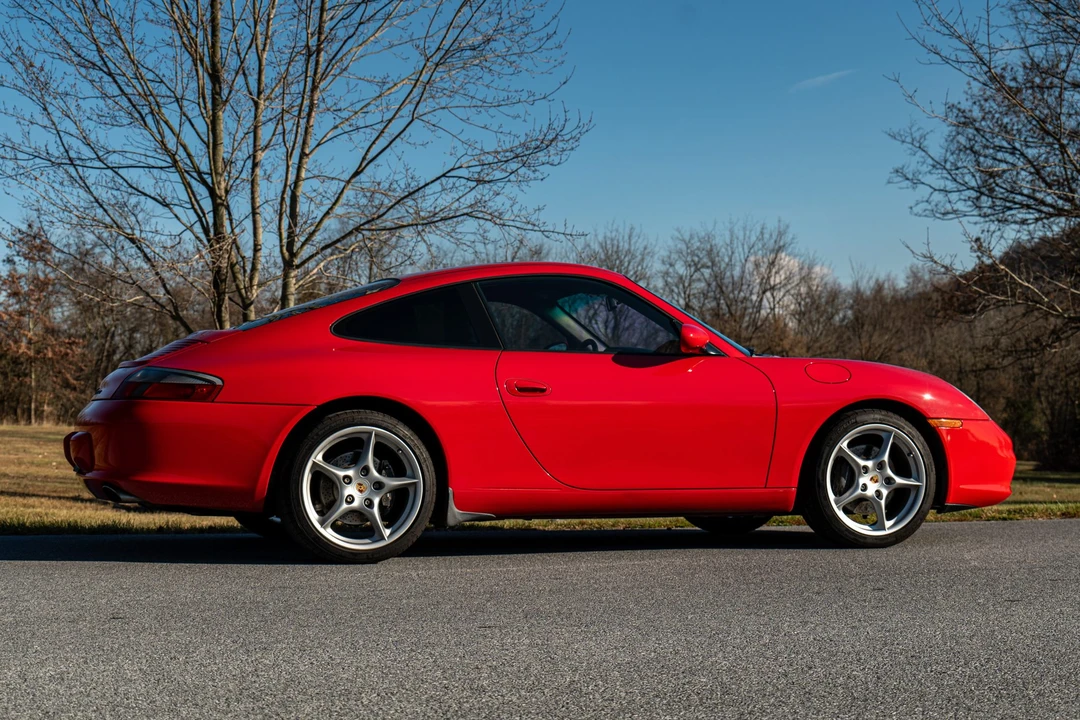 2002 Porsche 996 Carrera - Image 24 of 31