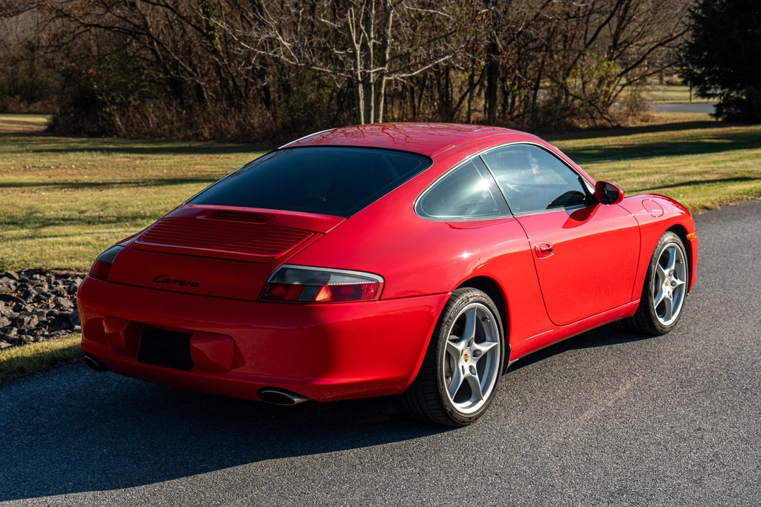 2002 Porsche 996 Carrera - Image 27 of 31