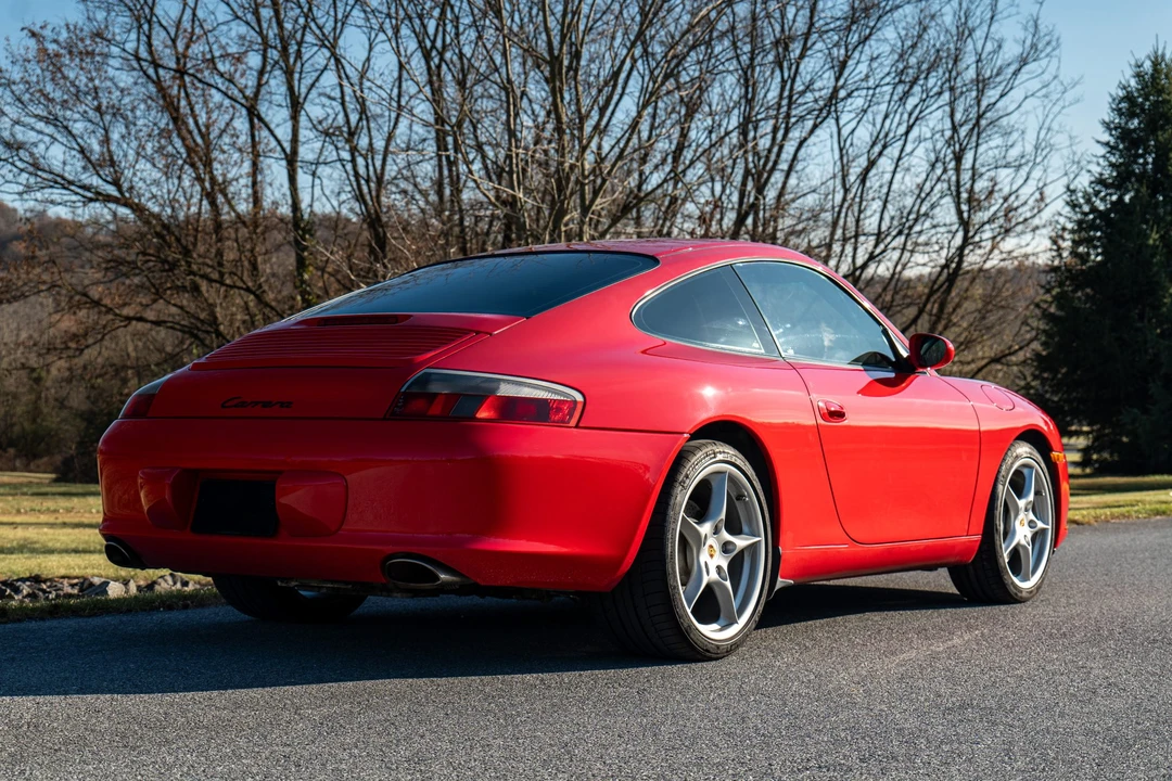 2002 Porsche 996 Carrera - Image 28 of 31