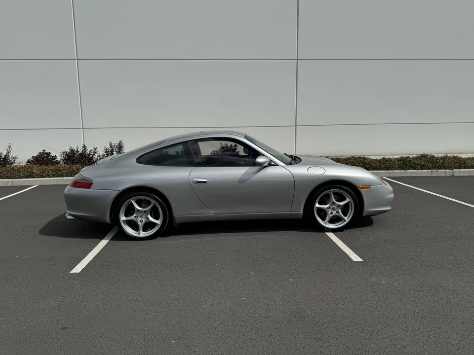 2002 Porsche 996 Carrera - Image 22 of 31