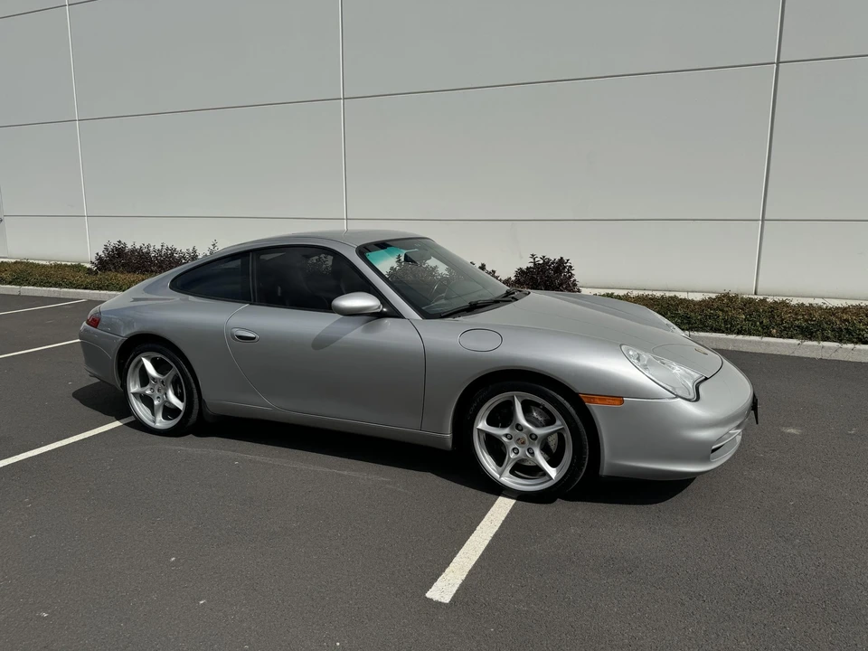 2002 Porsche 996 Carrera - Image 24 of 31
