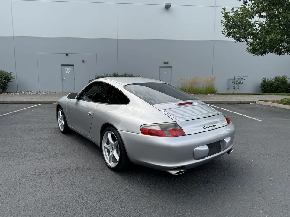 2002 Porsche 996 Carrera - Image 13 of 31