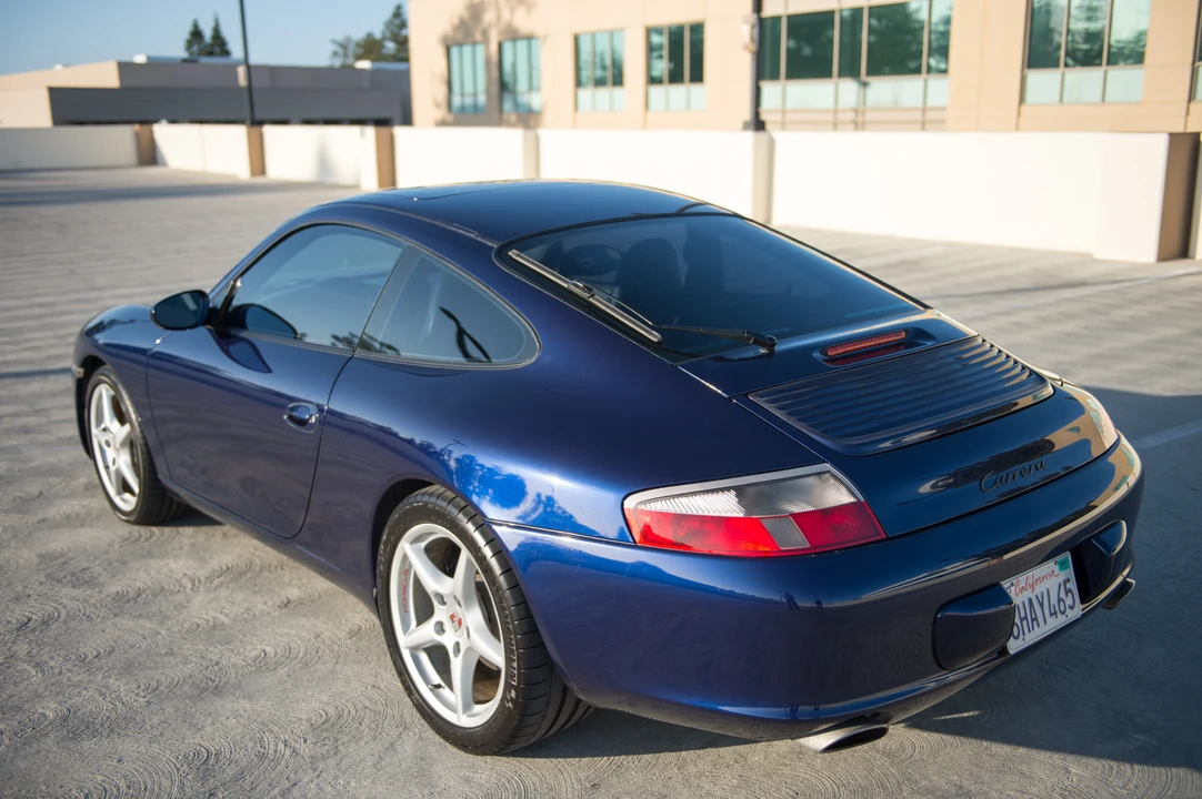2002 Porsche 996 Carrera - Image 12 of 31