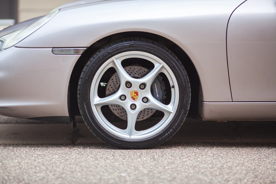 2002 Porsche 996 Carrera - Image 22 of 31