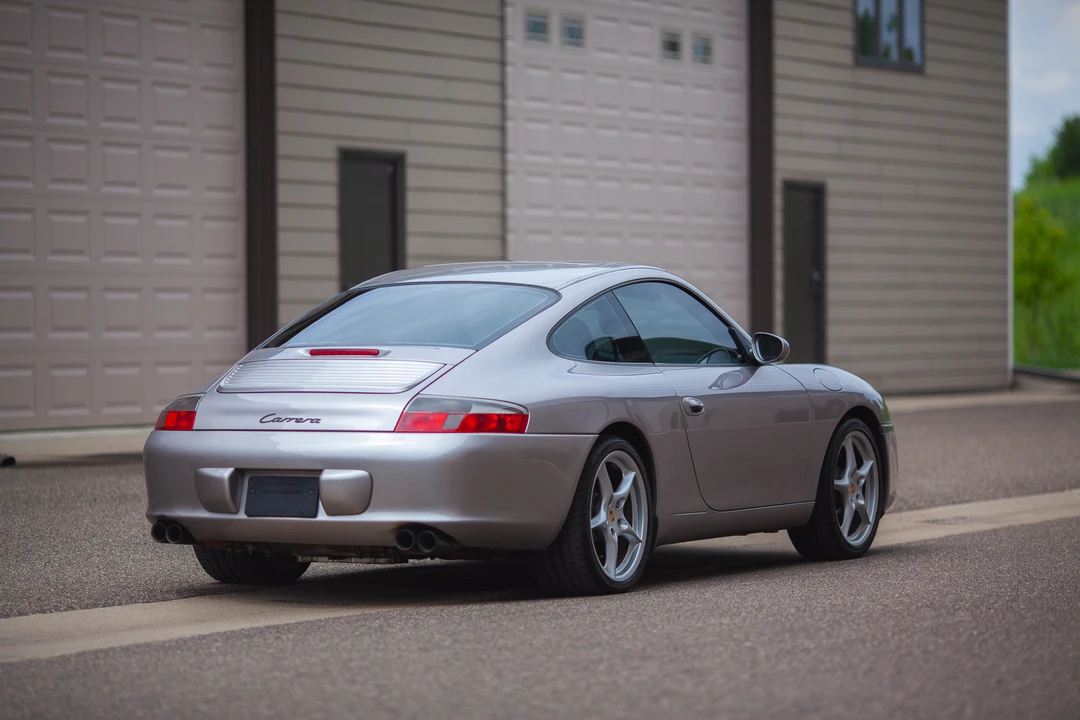 2002 Porsche 996 Carrera - Image 11 of 31