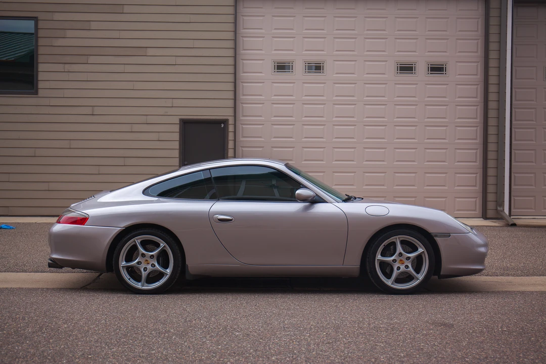 2002 Porsche 996 Carrera - Image 13 of 31